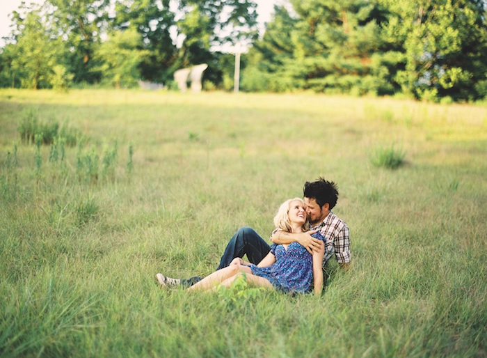 Niki and Jon's engagement photos at meadowlark botanical gardens by Gabe Aceves